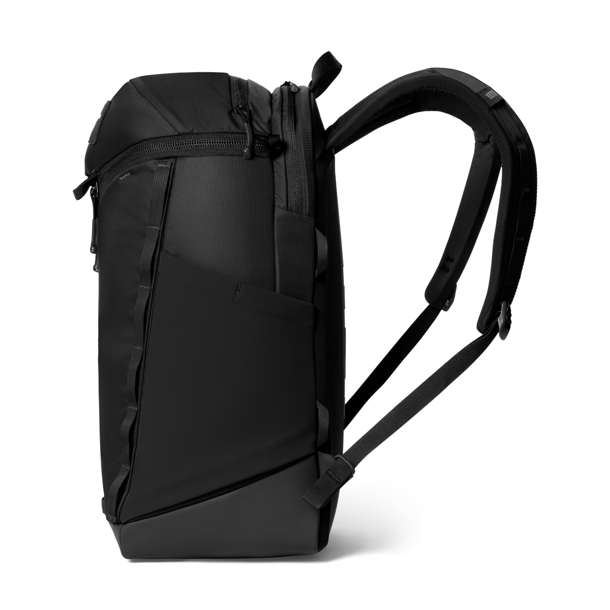 Palo 26L Backpack - Black - side view