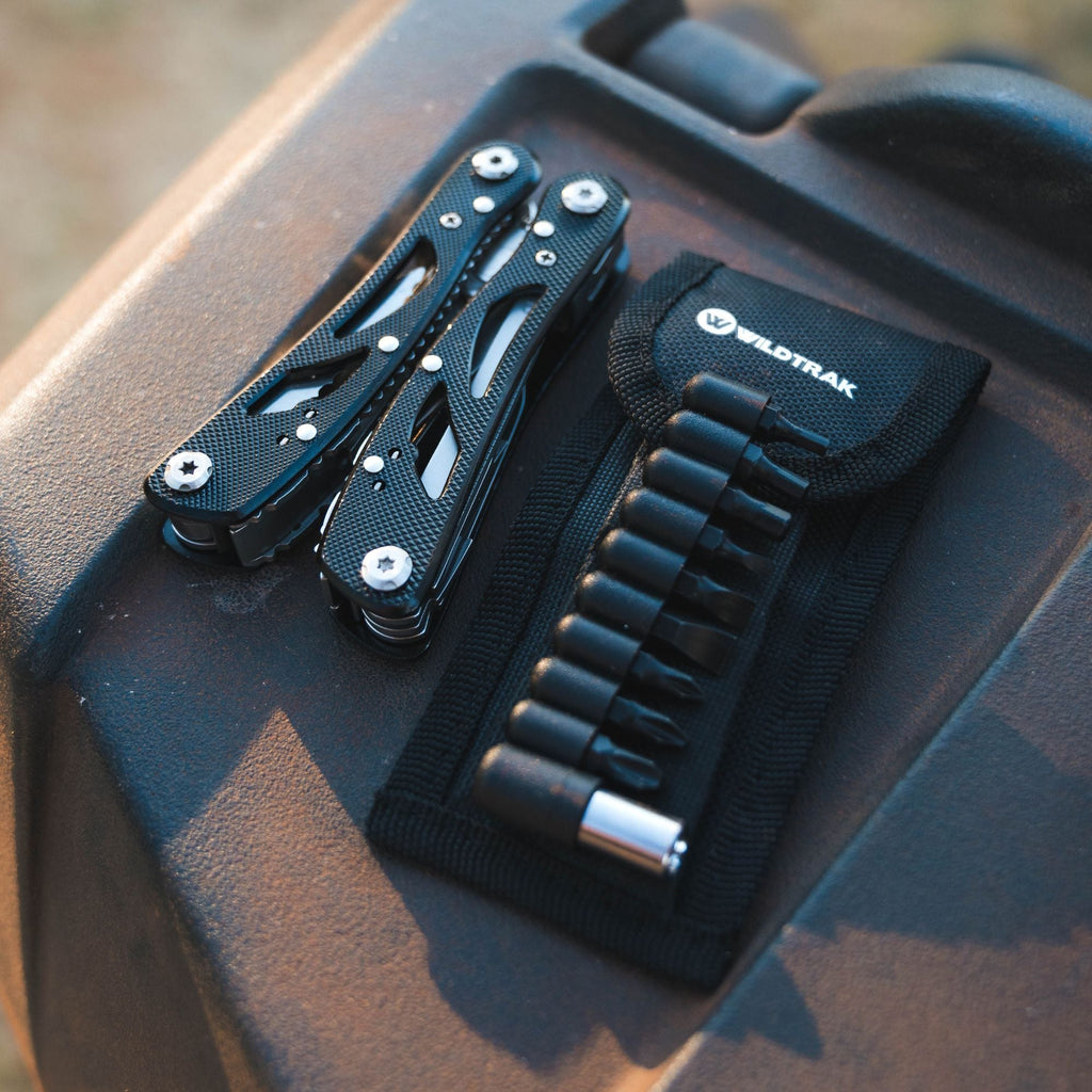 Wildtrak 25 in 1 Multi Function Tool with Pliers - view 4