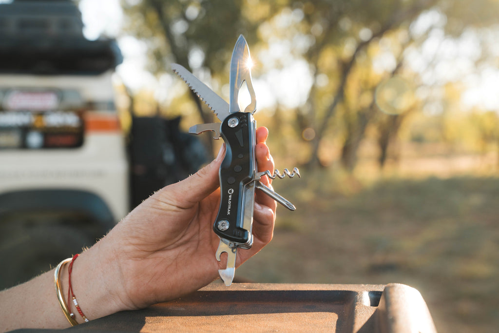 9 in 1 Multi Function Tool with Pocket Knife - view 3