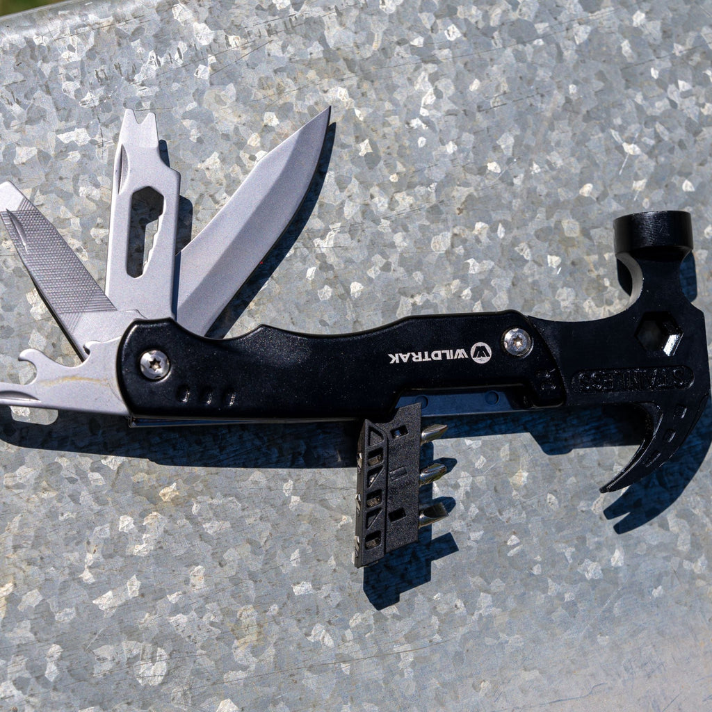 Wildtrak 14 in 1 Multi Function Tool with Hammer and Carry Bag - view 4