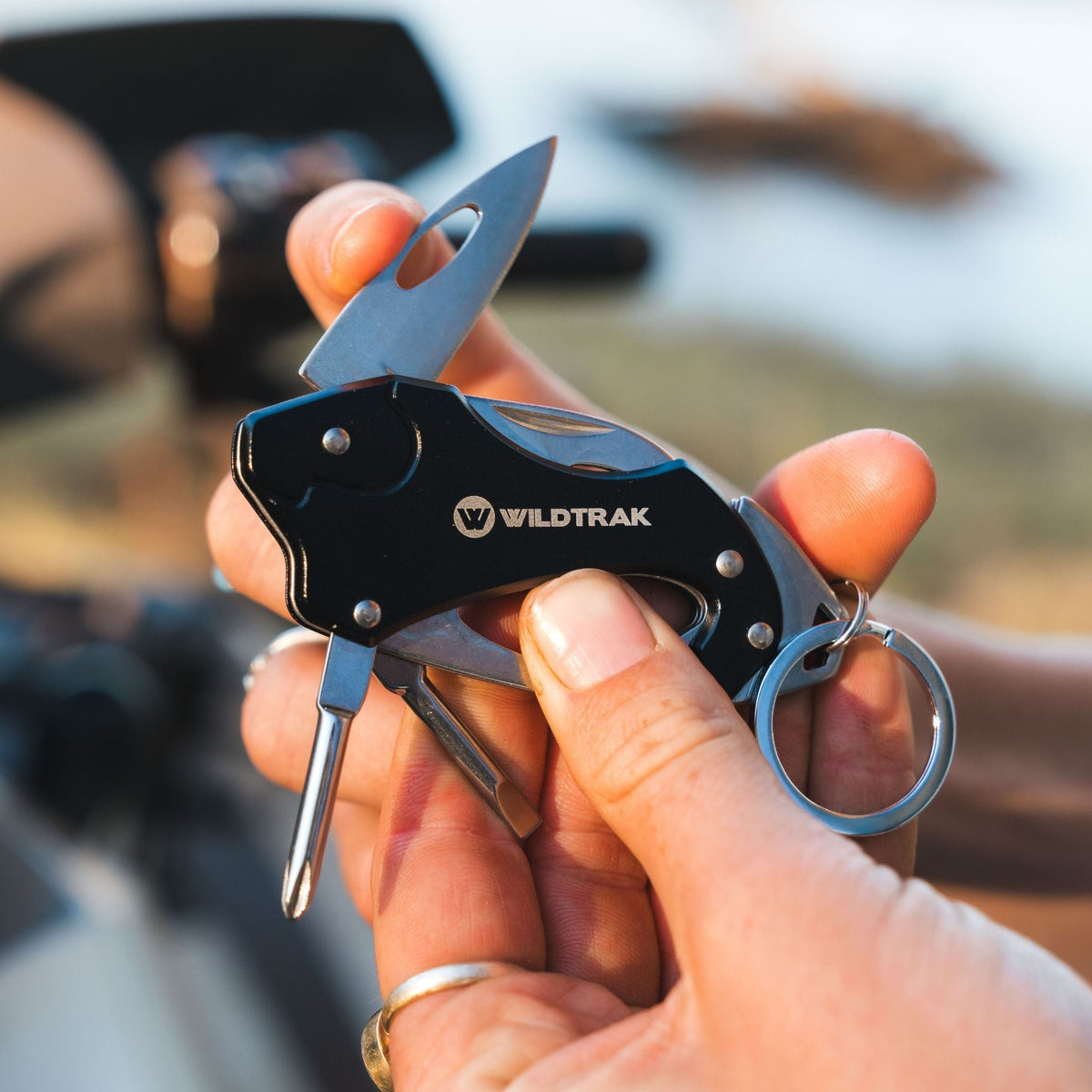 Wildtrak 6 in 1 Multi Function Tool Key Ring with Army Knife - view 2
