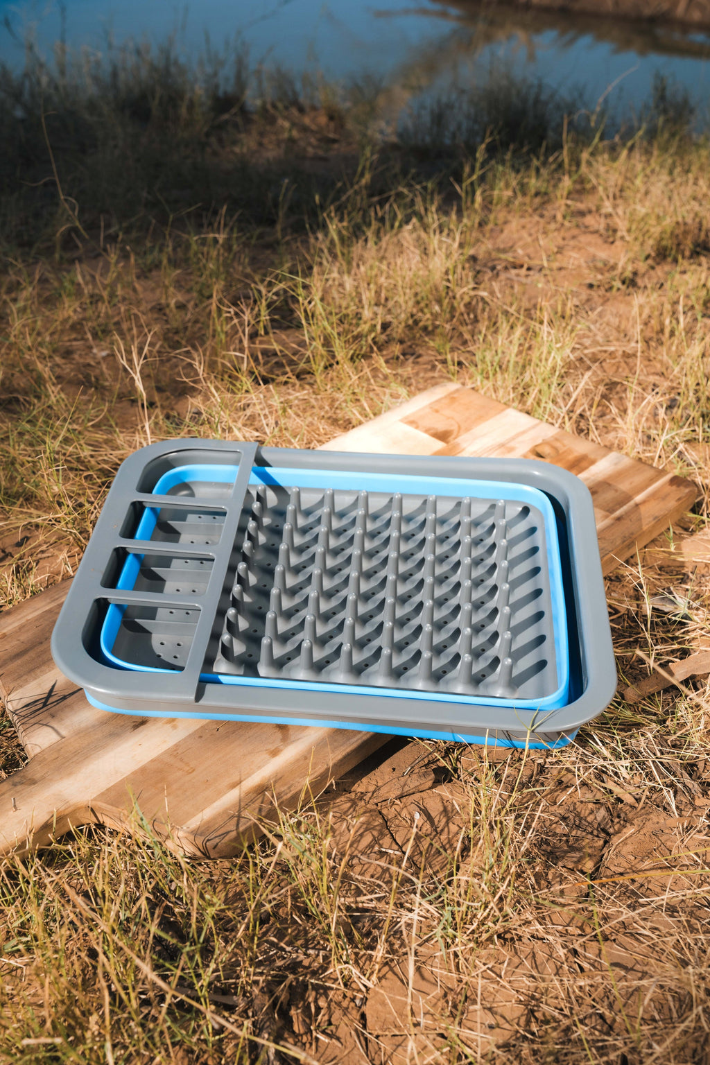 Wildtrak Collapsible 9 Litre Dish Rack 36.5x31.5x13cm - view 10