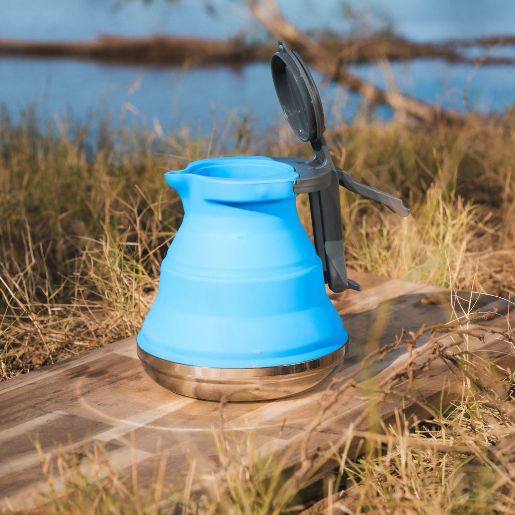 Wildtrak Collapsible 1.5 Litre Travel Kettle - view 2
