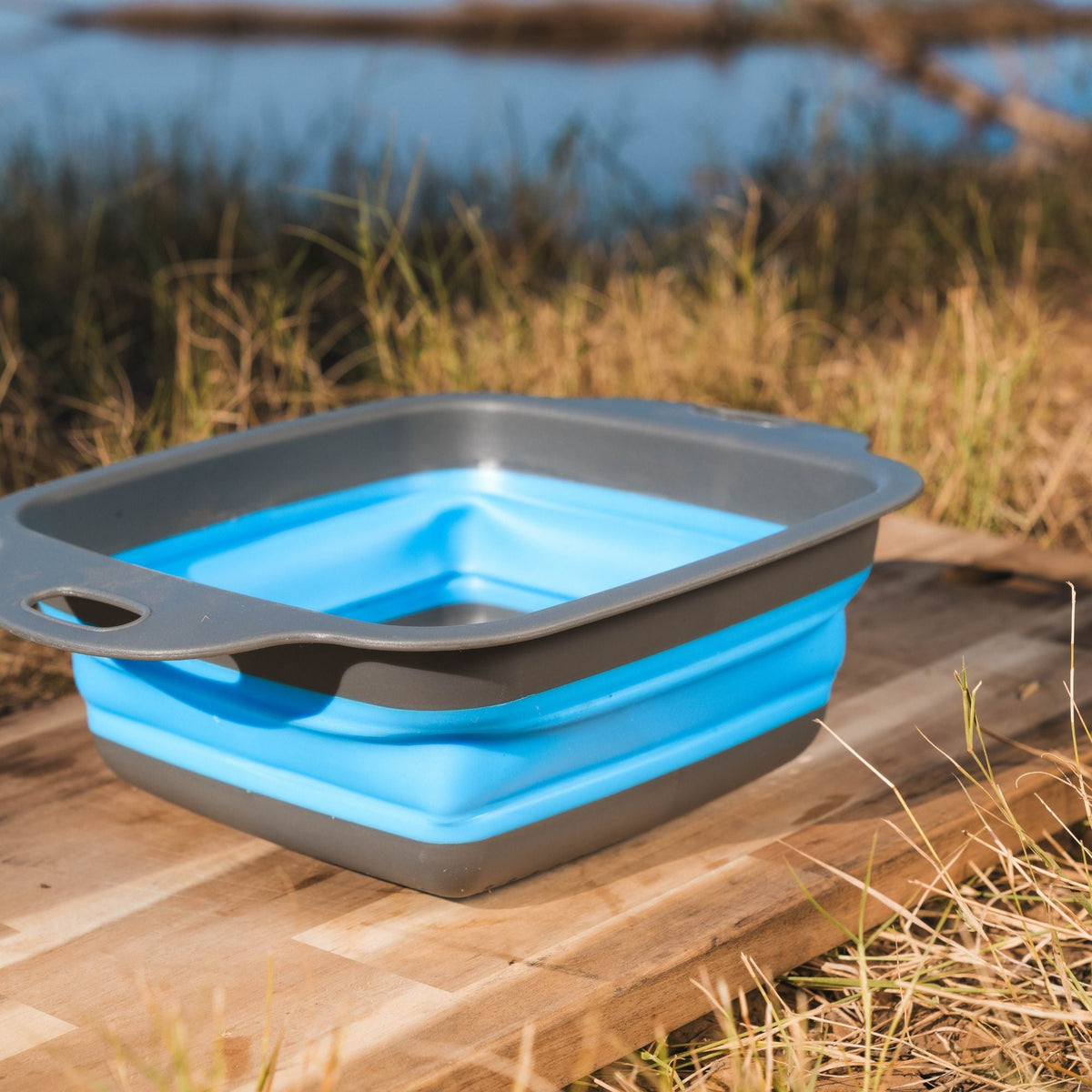 Wildtrak Collapsible Strainer with Handles 29x22x8cm - view 2