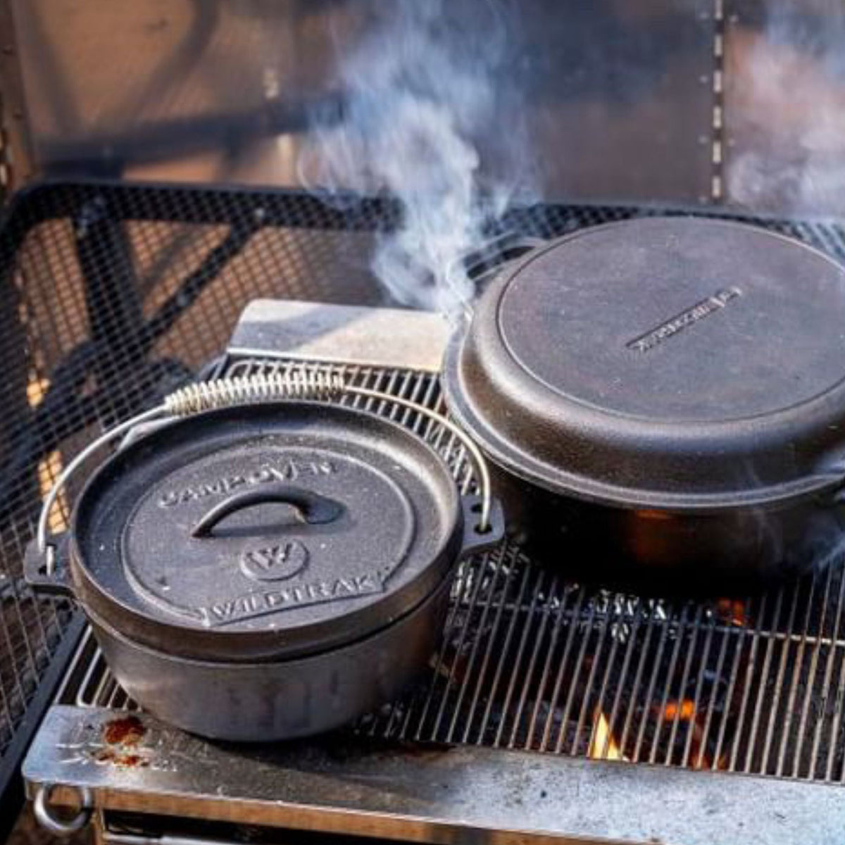 Wildtrak 2 Quart Heavy-duty Round Camp Oven with Lip and Handle, Pre-Seasoned - view 6