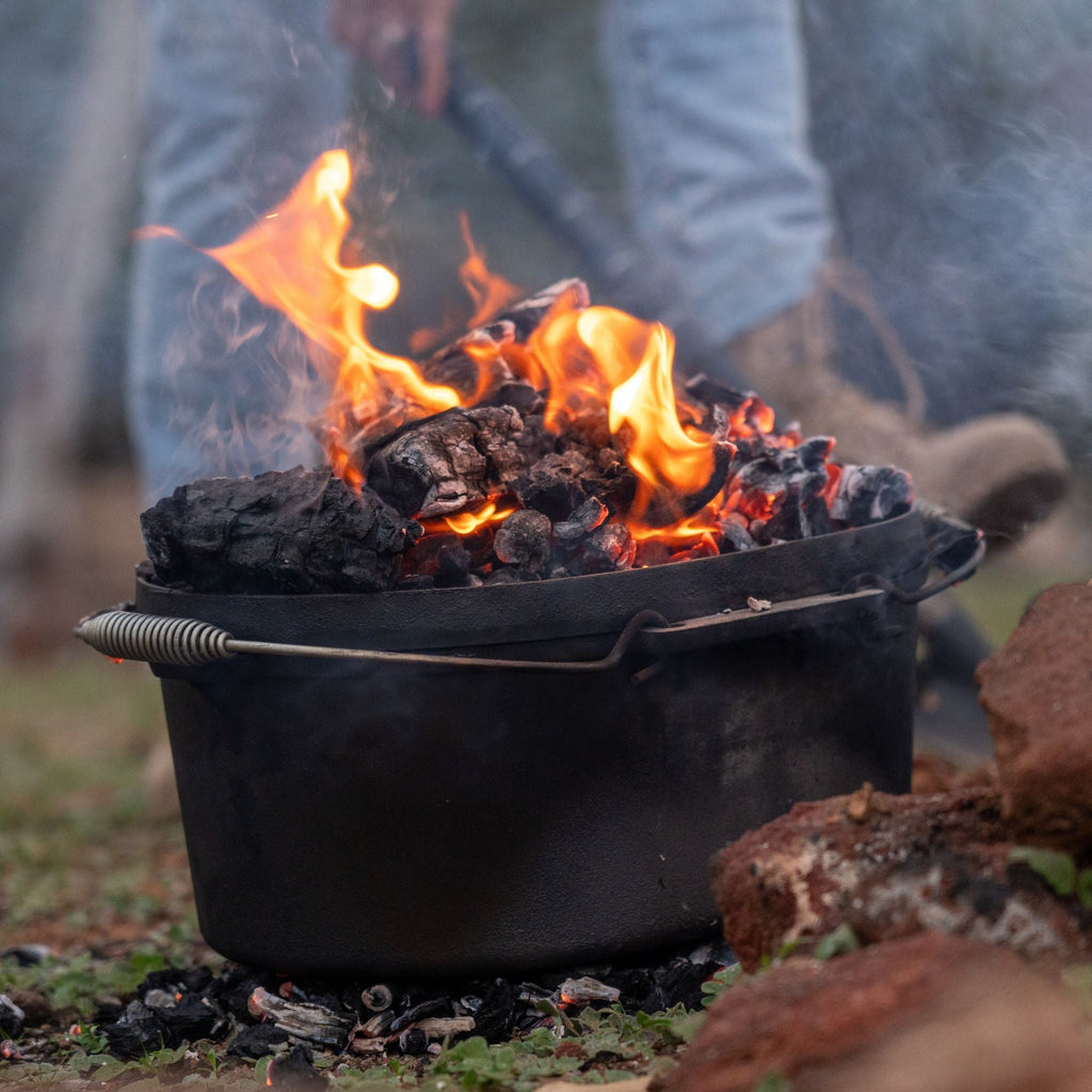 Wildtrak 9.5 Quart Cast-Iron Pre-Seasoned Oval Camp Oven with Lip and Handle - view 2