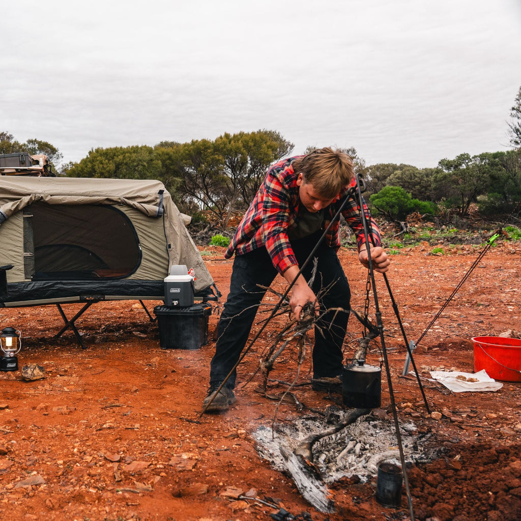 Wildtrak Heavy-duty 9mm Steel Camp Oven Tripod with Adjustable Chain 90cm - view 2