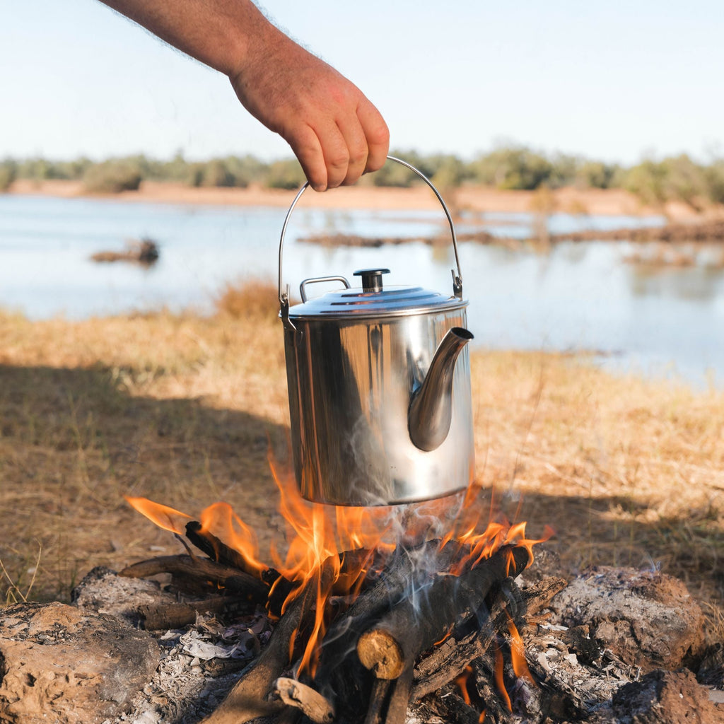 Wildtrak 2.8L Stainless Steel Billy Teapot with Handle and Lid - view 3