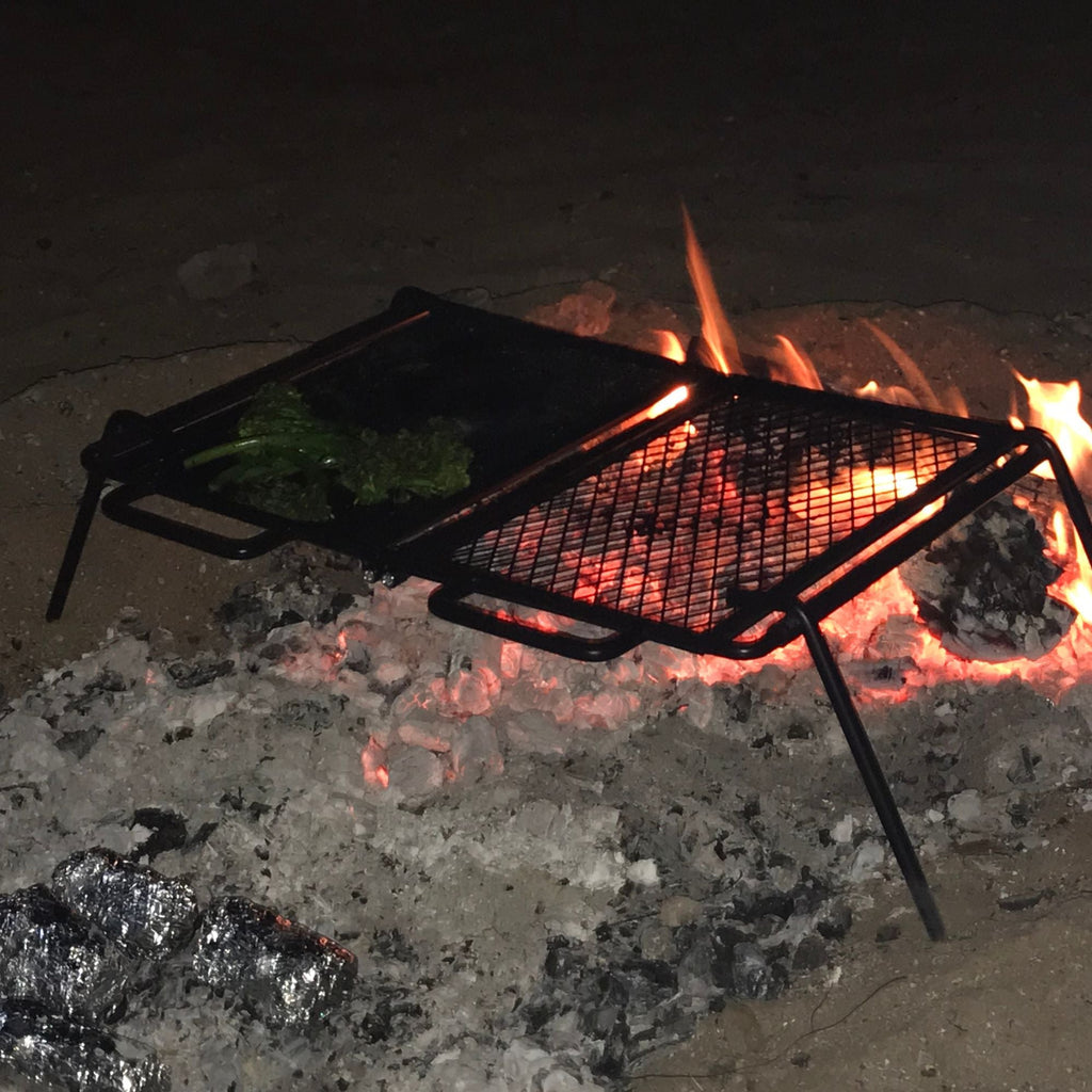 Wildtrak Fold in Half Flat Plate and Grill 58x46.5x25cm - view 2