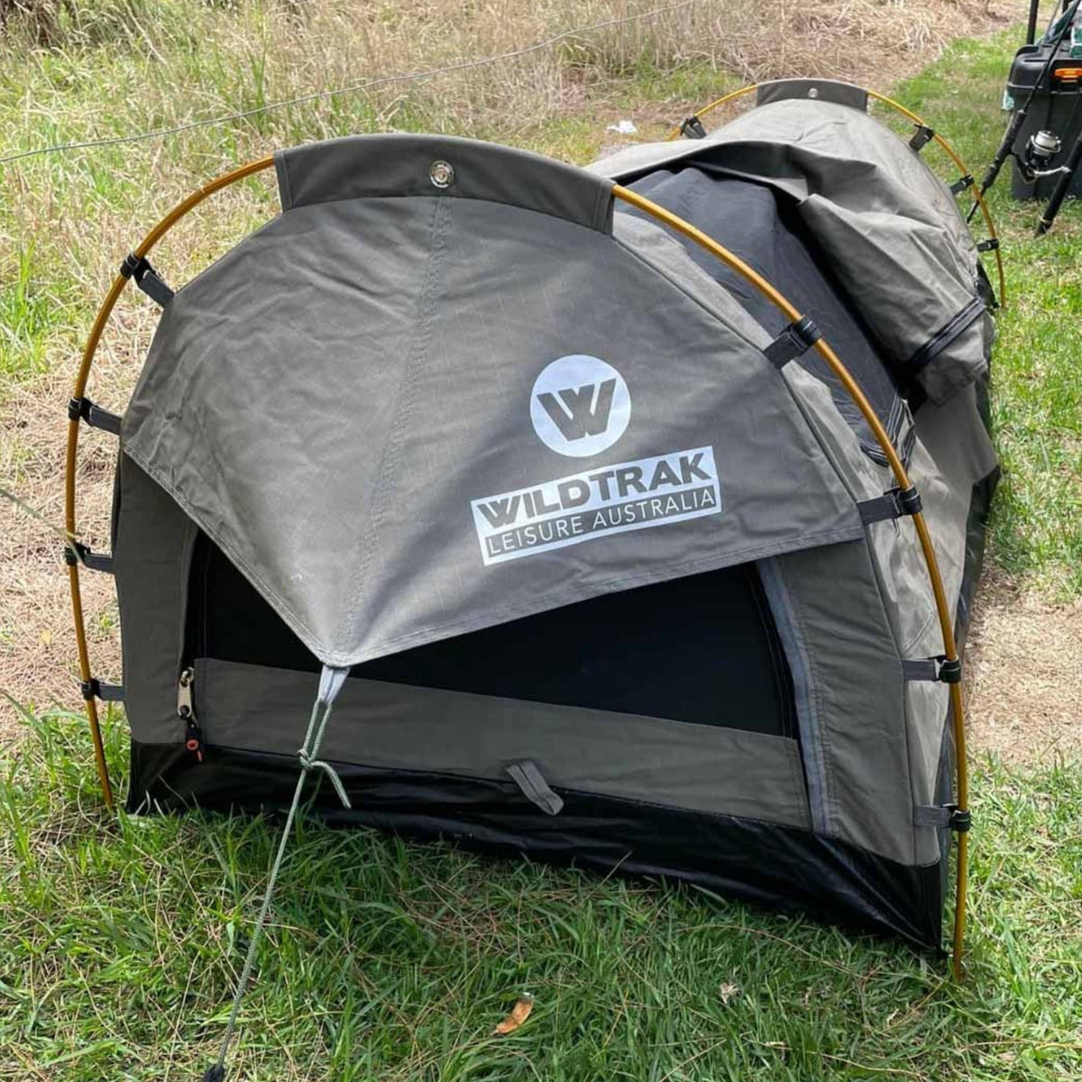 Wildtrak King Single Trakker Swag Weatherproof with Carry Bag - view 7