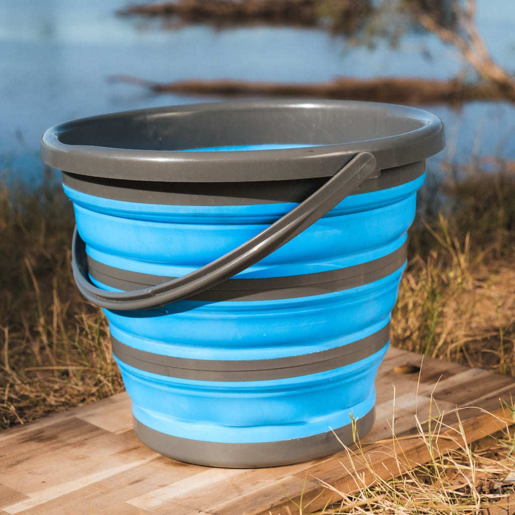 Wildtrak Collapsible 10 Litre Bucket with Handle 35x32x5.5cm - view 3