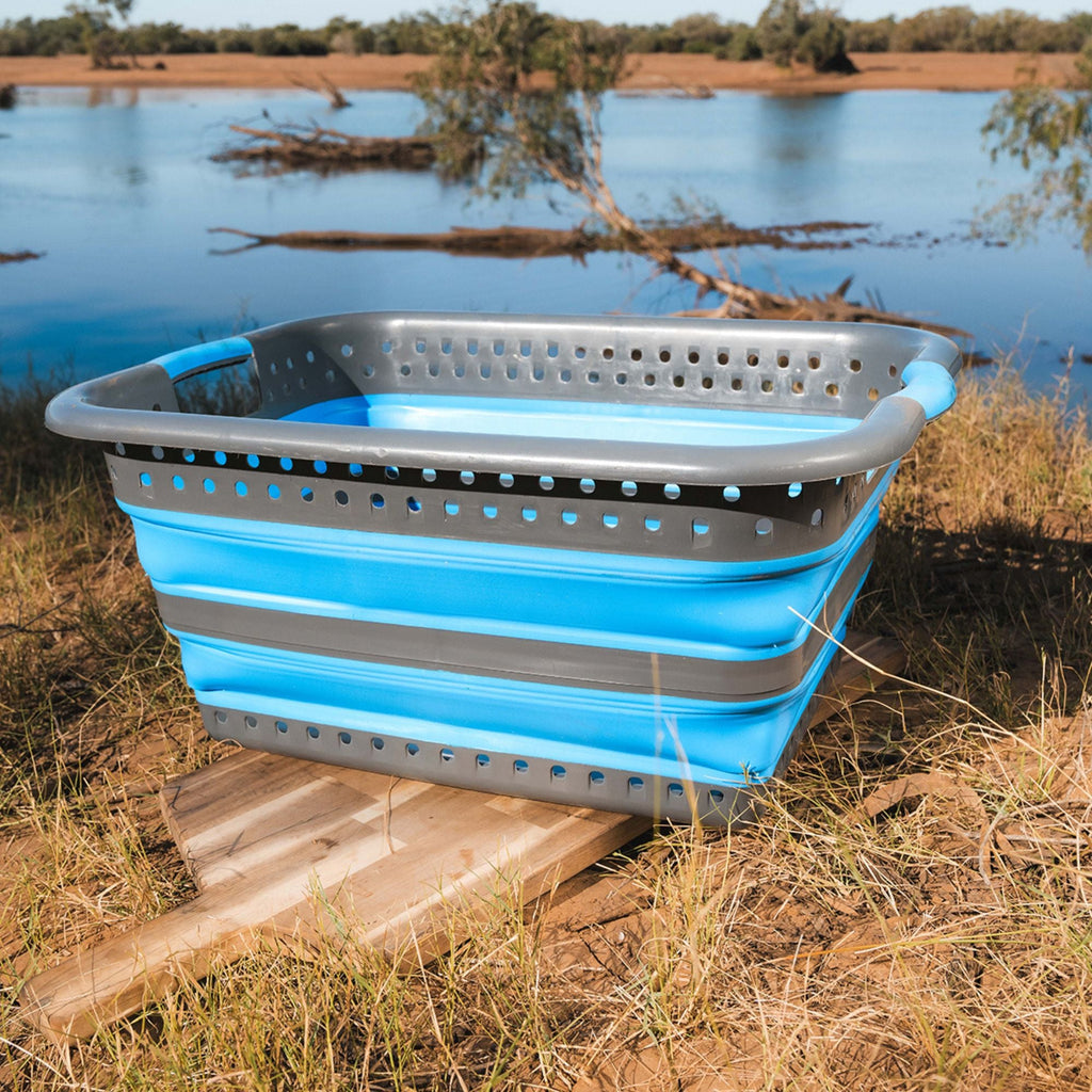 Wildtrak Collapsible 37 Litre Laundry Basket with Handles 60.9x45.4x26.7cm - view 2