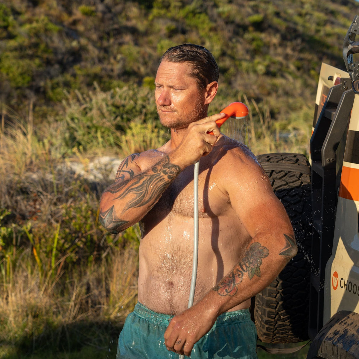 Wildtrak 12V Portable Camp Shower with Pump - view 6