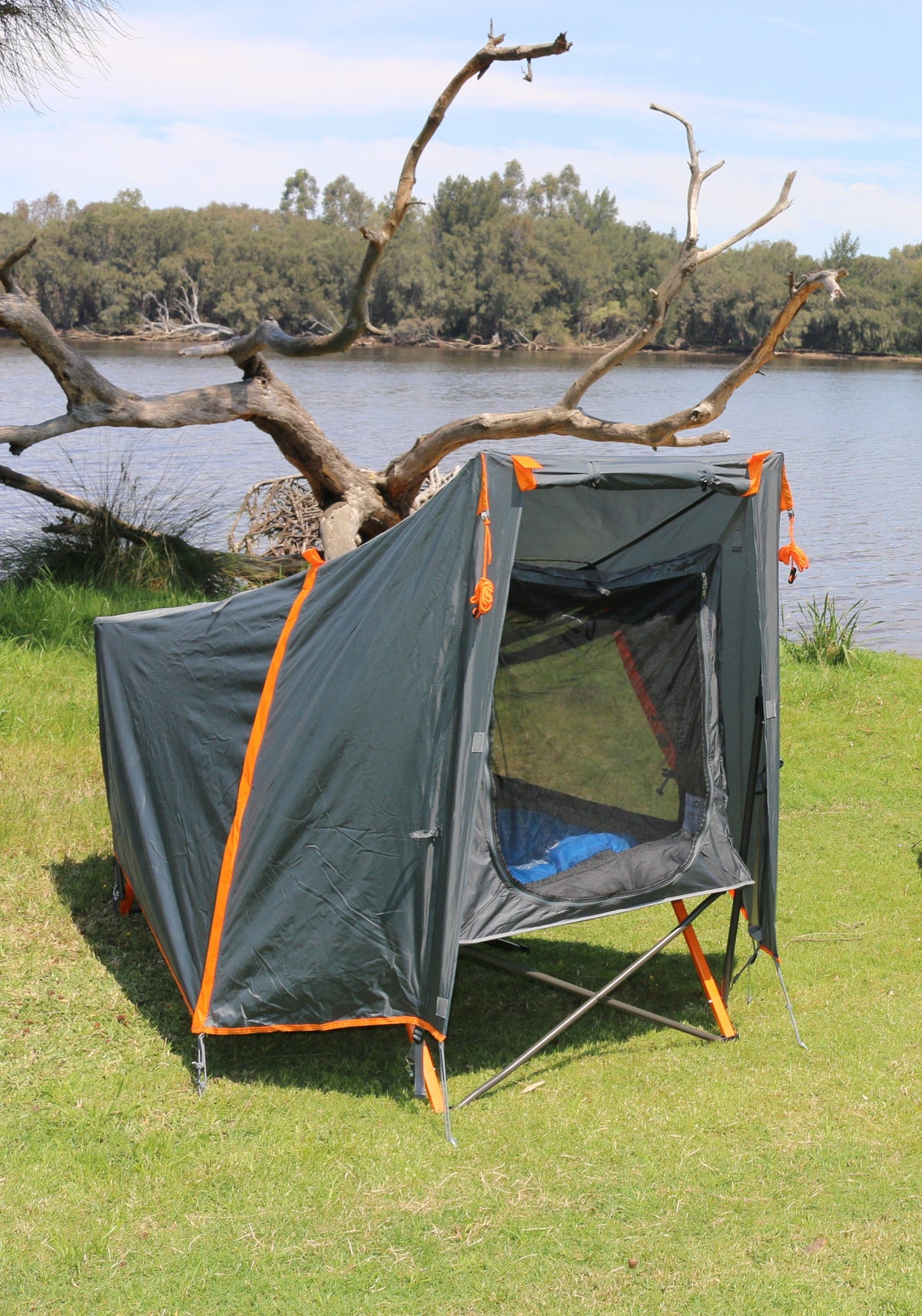 Wildtrak Single Easy Up Waterproof Stretcher Tent with Removable Fly - view 28