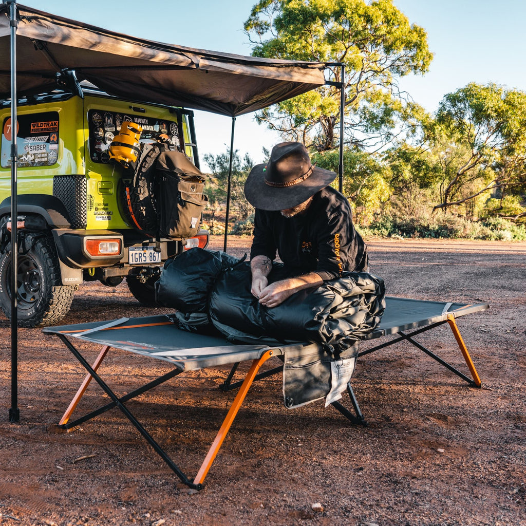 Wildtrak Queen Easy Up Stretcher Bed, 200 x 144 x 42cm - view 2