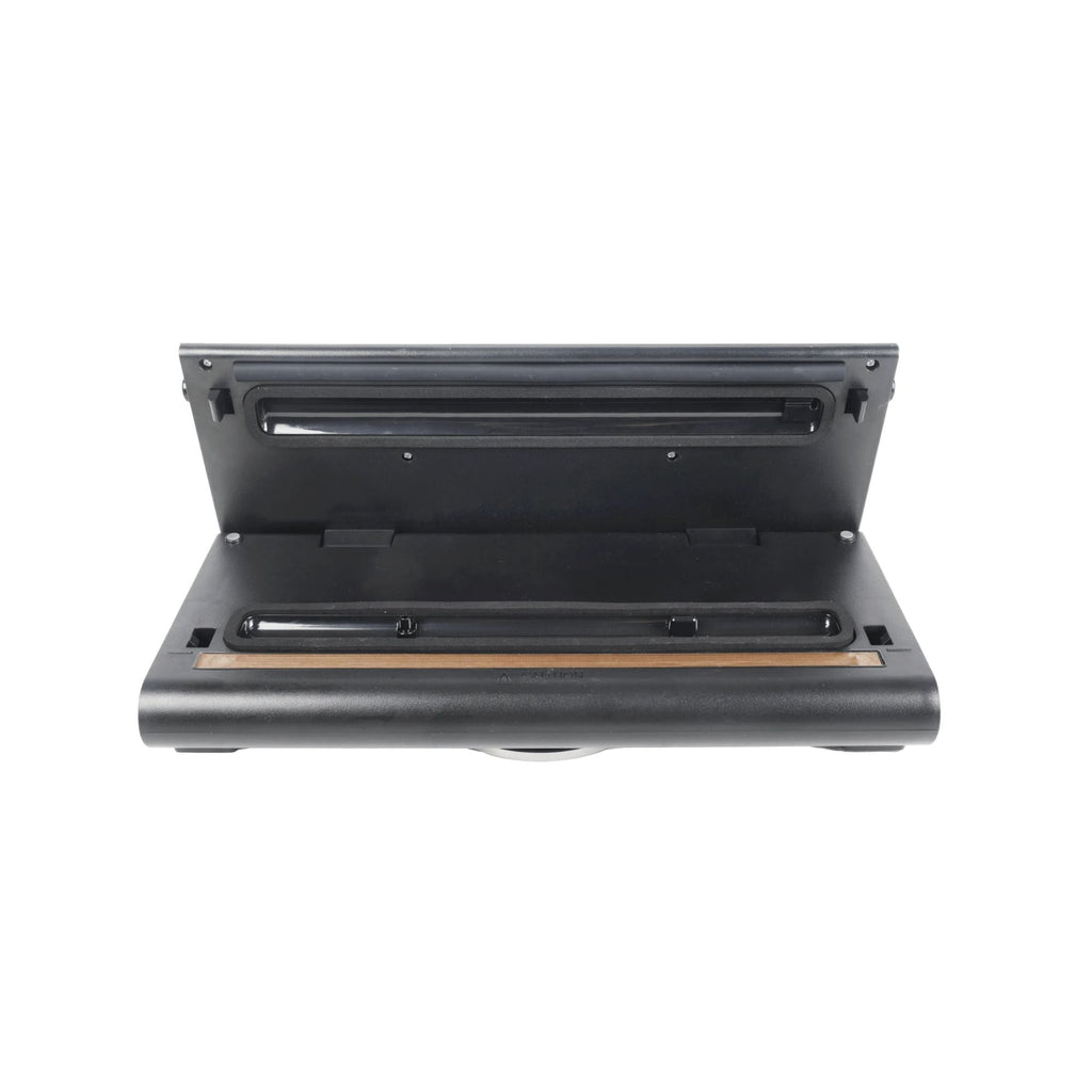 Wildtrak Deluxe 12V/240V Vacuum Sealer with Removal Scale - view 7