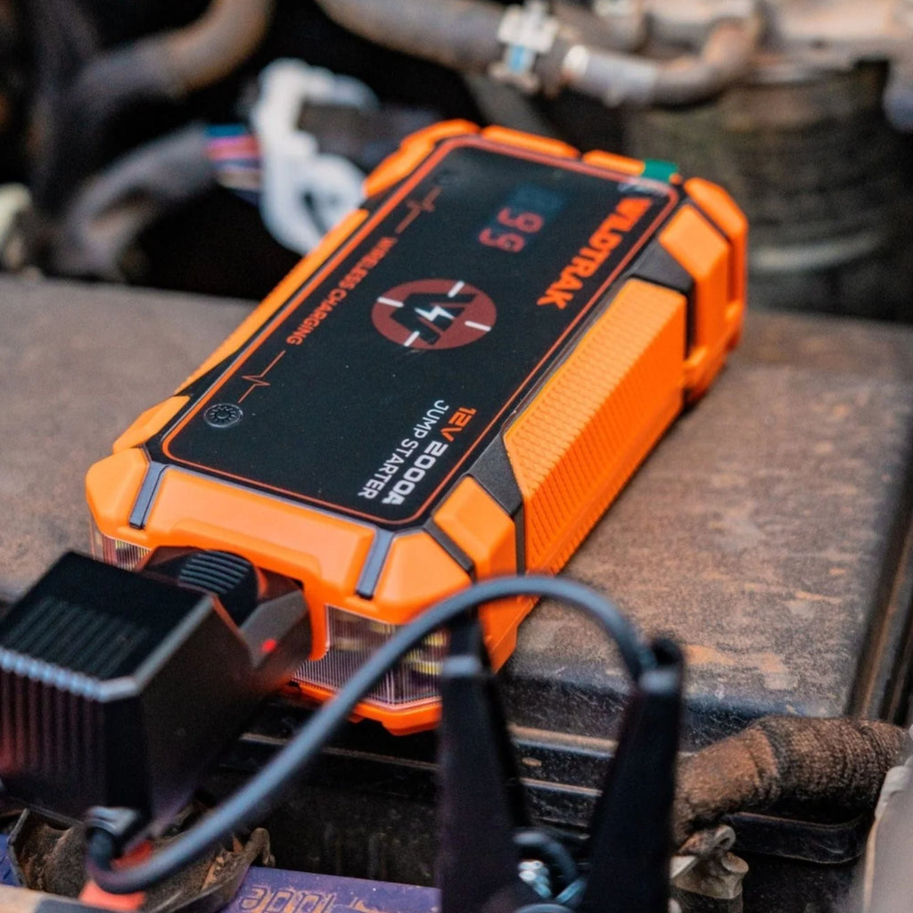 Wildtrak Heavy-Duty 2000A 16KMAH HP Lithium Jump Starter (Petrol & Diesel) - view 7