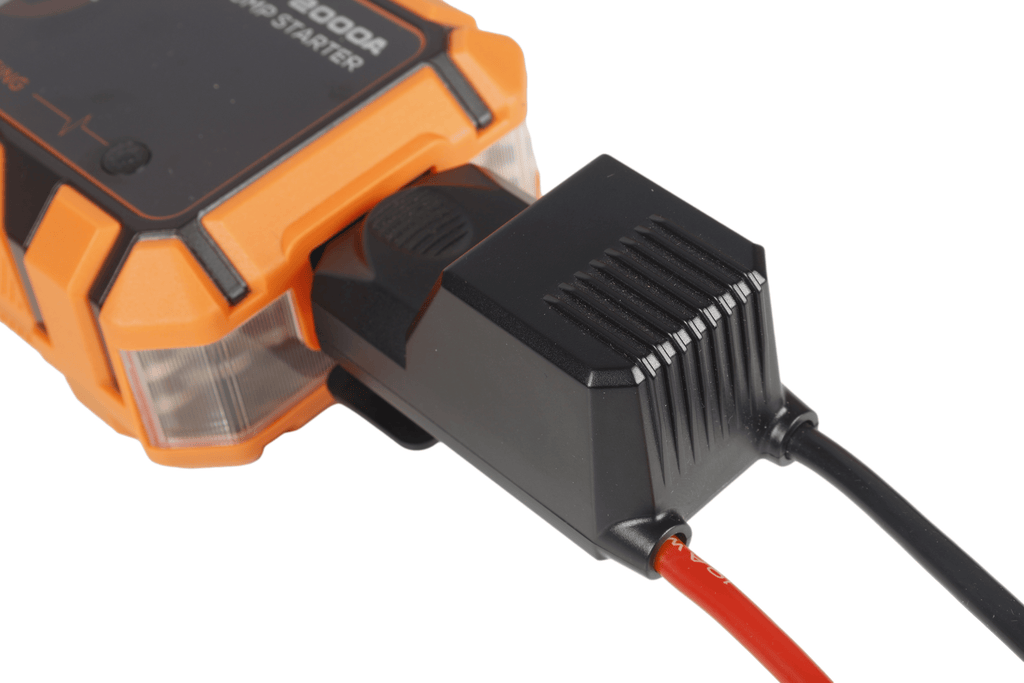 Wildtrak Heavy-Duty 2000A 16KMAH HP Lithium Jump Starter (Petrol & Diesel) - view 36
