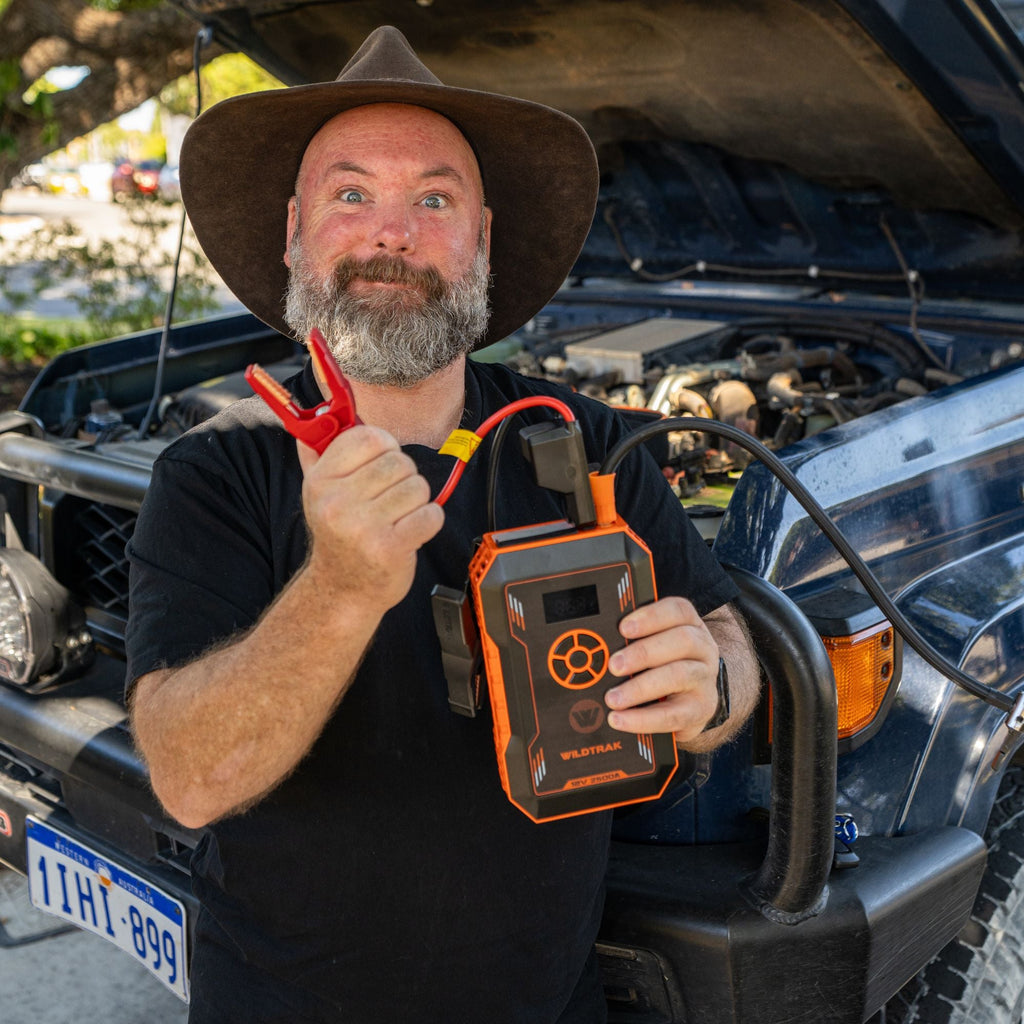 Wildtrak Heavy Duty 2500A Lithium Jump Starter 12000mAh with Tyre Compressor - view 7
