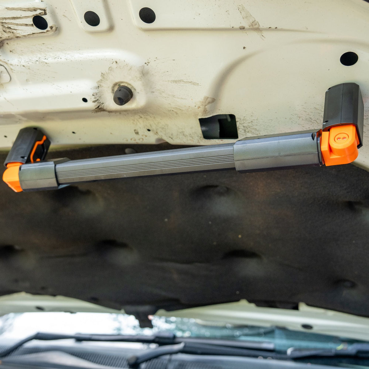 Wildtrak Aluminium Magnetic Under Hood Light 1200L - view 2