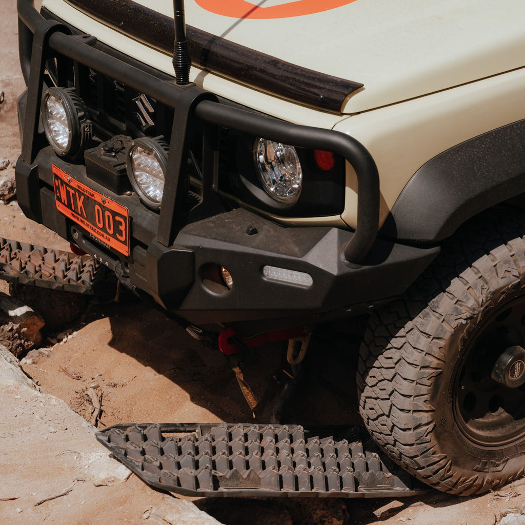 Wildtrak 2 Pack Heavy-Duty Flex Recovery Tracks, UV-Stabilised, 10,000kg, 33 x 103cm - view 2