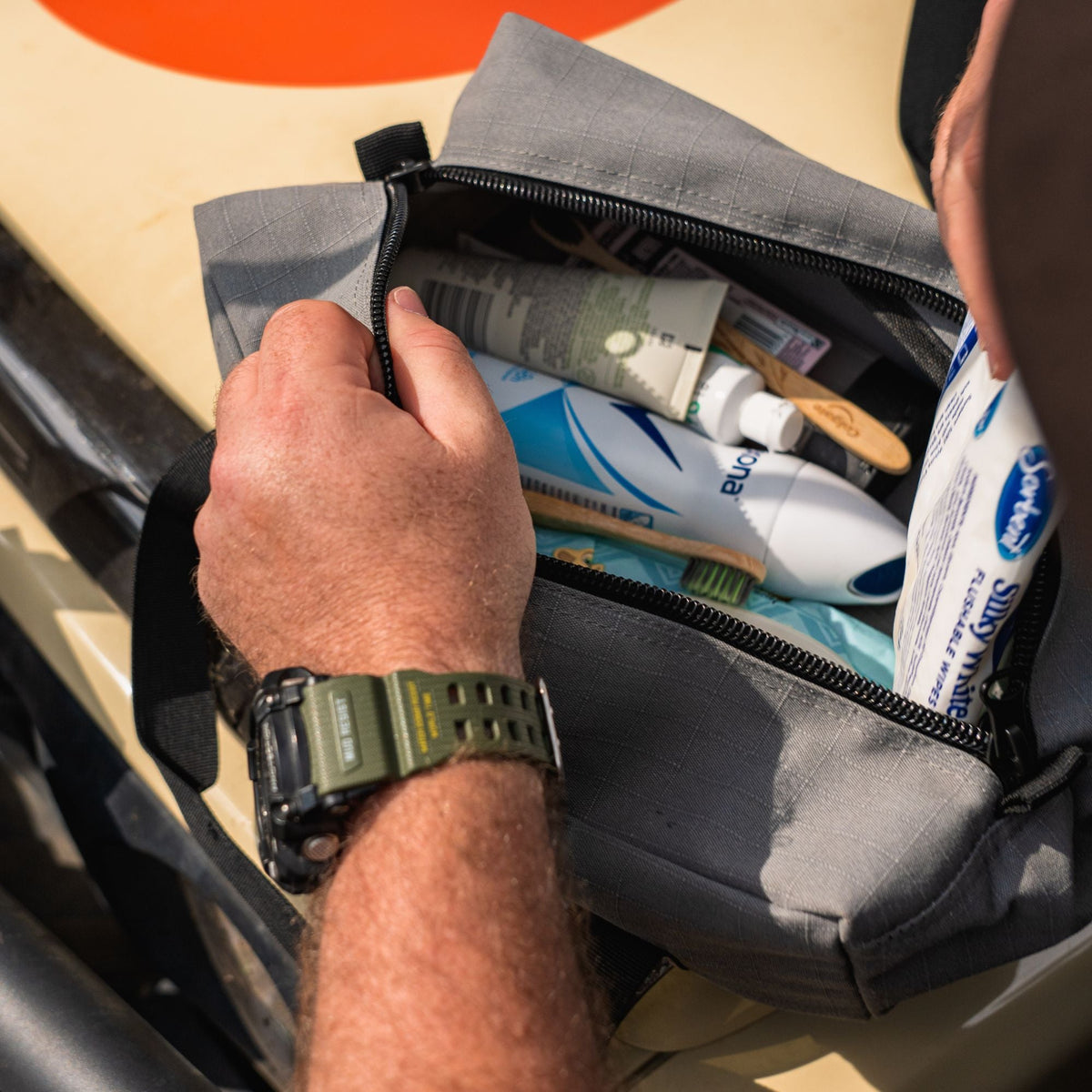 Wildtrak Large Heavy-duty 400GSM Ripstop Canvas Tool Bag with Handles 42x20x16cm - view 9