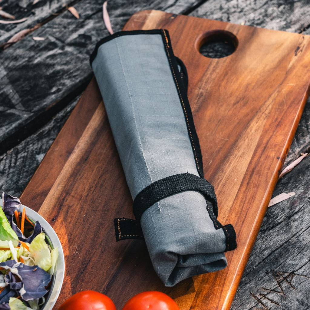 Wildtrak 4 Compartment 400gsm Ripstop Canvas Knife Wrap 45x28cm - view 4