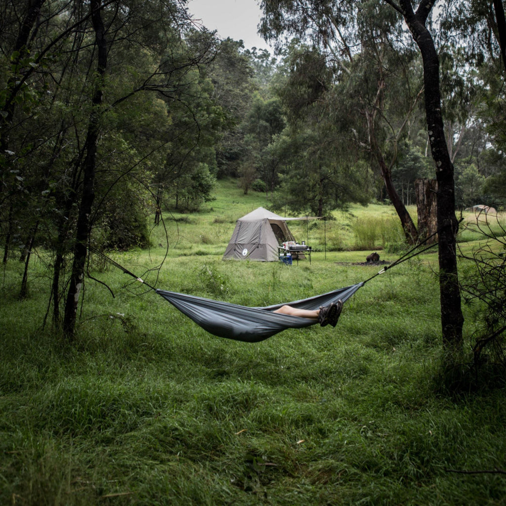 Coleman Lightweight Nylon Universal Sling Hammock 148 x 220 cm, 180kg - view 4