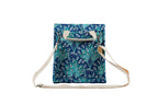 Peacock Paradise Insulated Lunch Bag, Removable Shoulder Strap, Metal Buckle - view 3