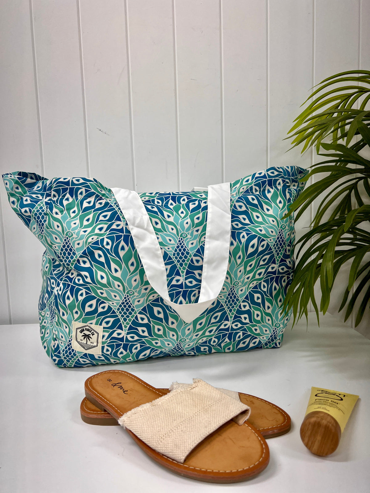 Peacock Paradise Eco Folding Shopping Tote Bag, 2 Internal Pockets, Handles - view 3