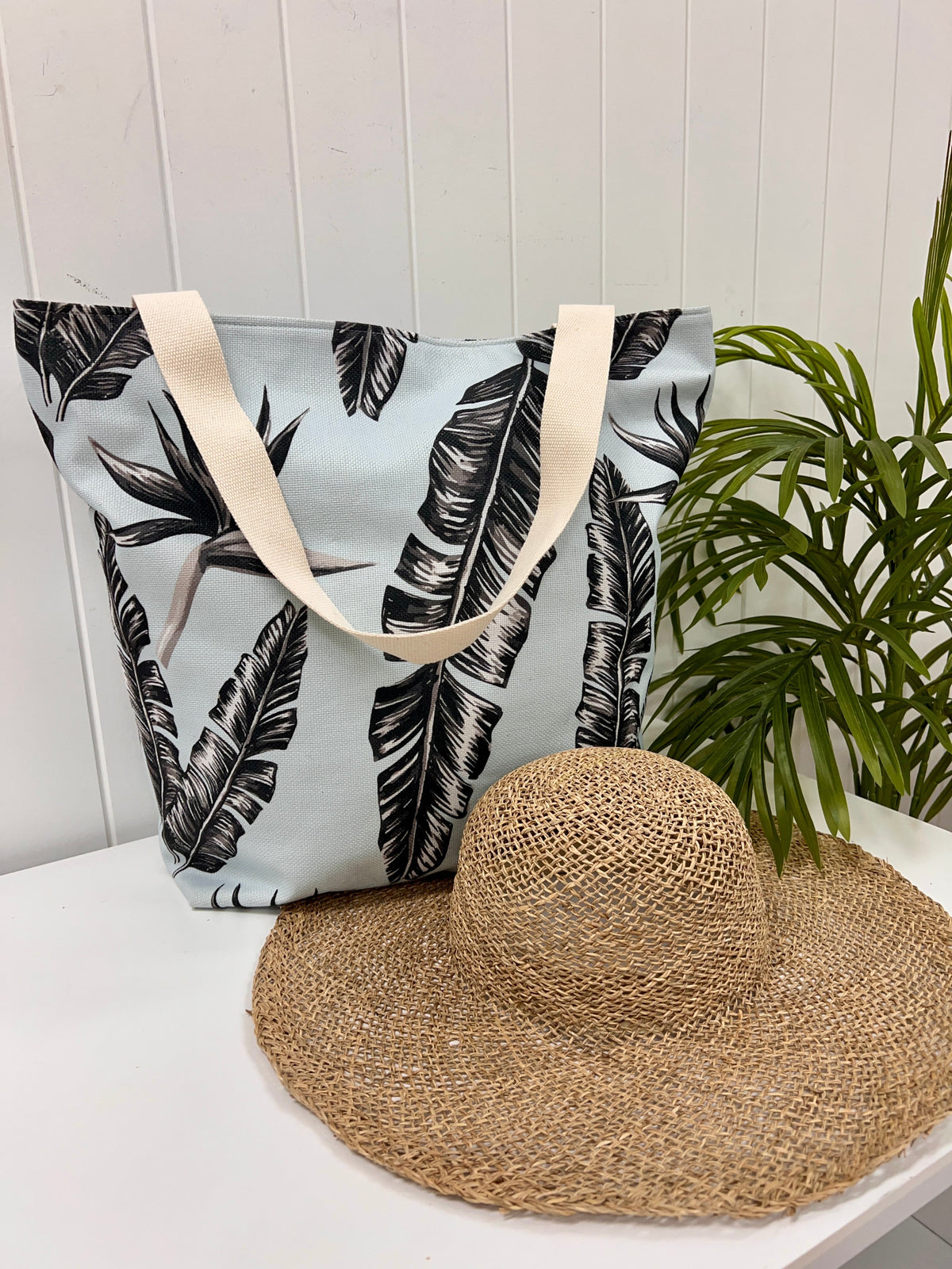 Sorrento Beach Shopping Bag, Inner Pocket, Carry Handles - view 2