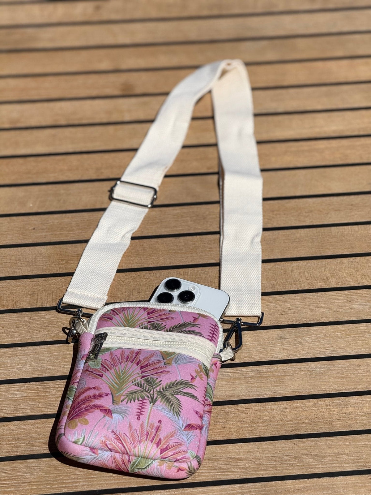 Tropicana Neoprene Travel Pouch, Extra Pocket, Water Resistant, Lightweight - view 2