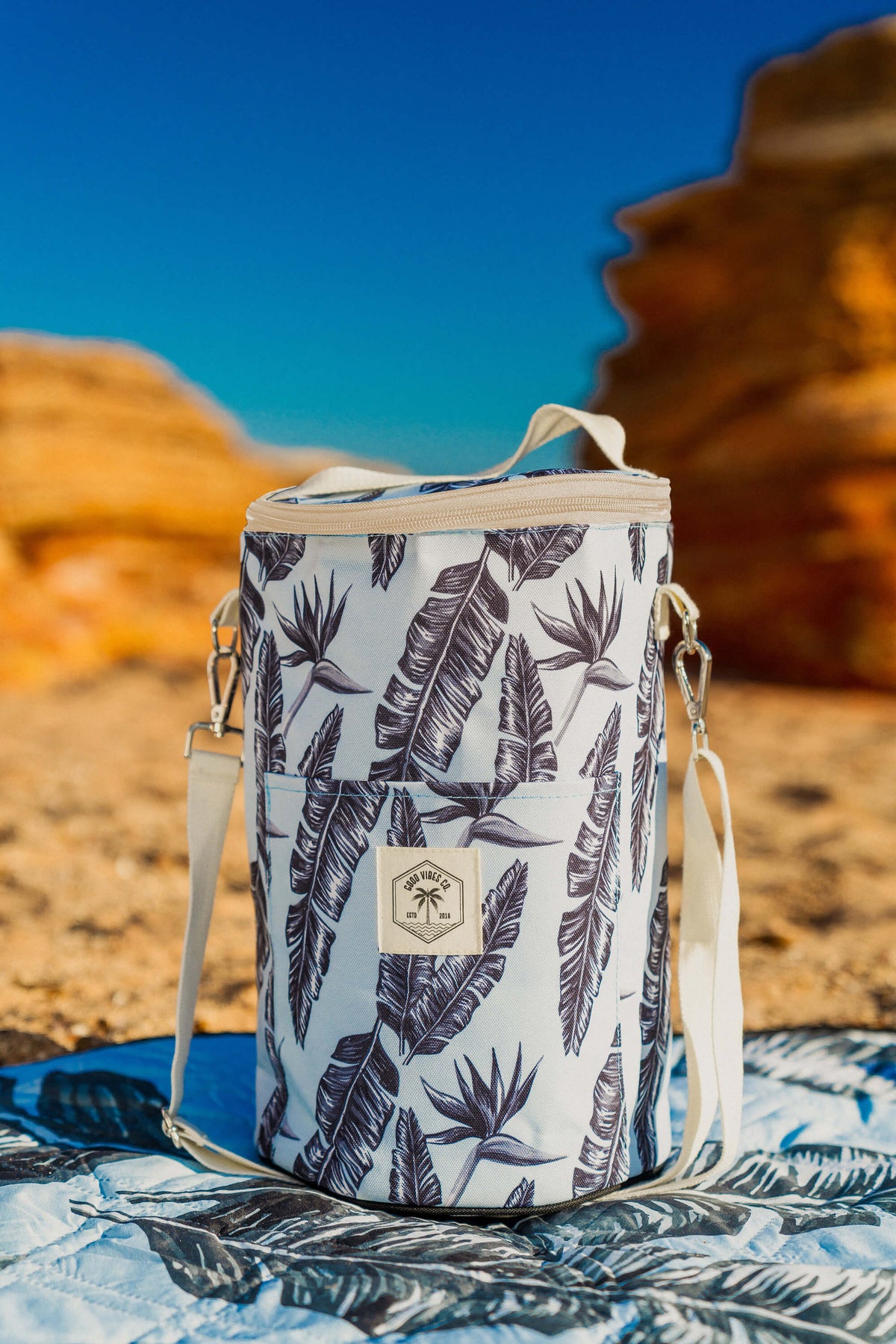 Sorrento Insulated Barrel Cooler Bag with Shoulder Strap - view 2