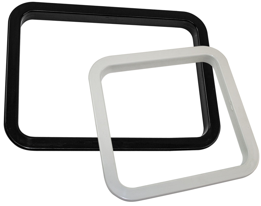Hatch Trim Black T/S 170750