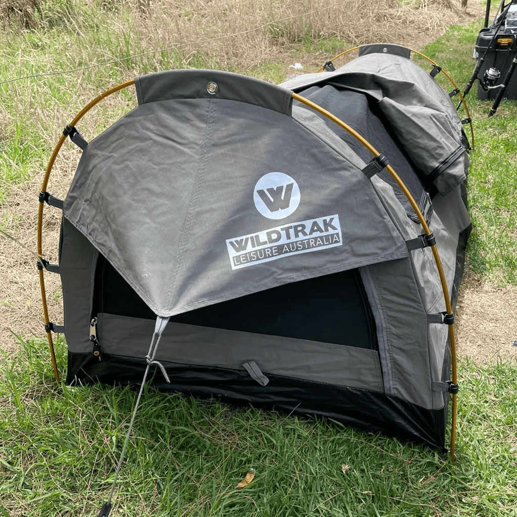 Wildtrak King Single Trakker Swag Weatherproof with Carry Bag - view 29