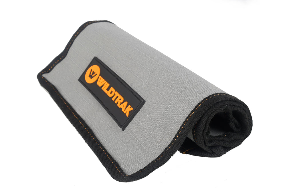Wildtrak 4 Compartment 400gsm Ripstop Canvas Knife Wrap 45x28cm - view 17