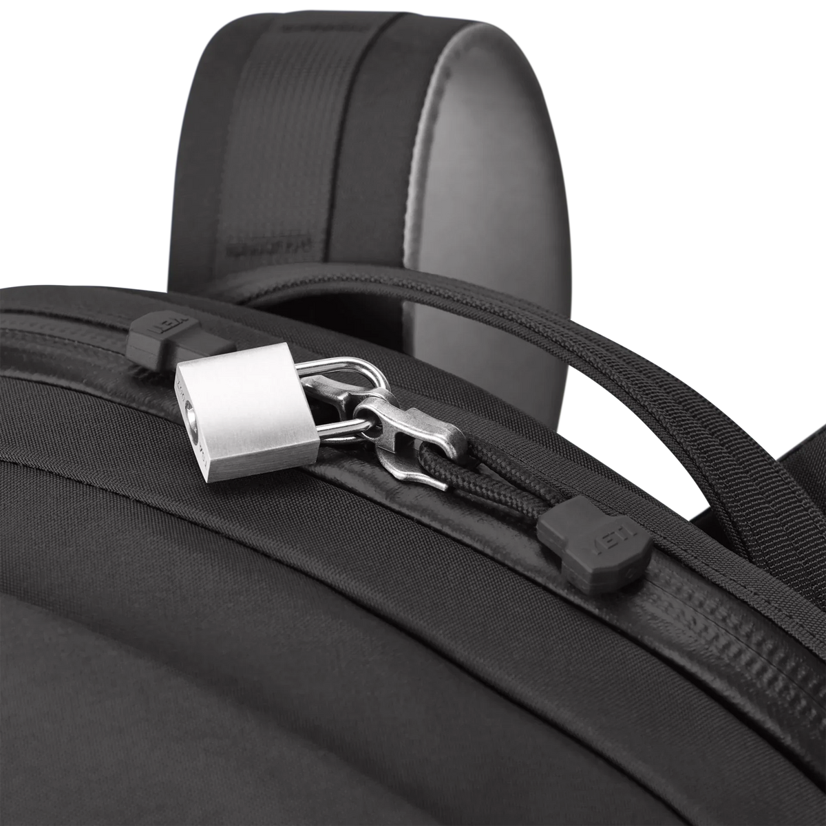Crossroads 35L Backpack - Black - detail