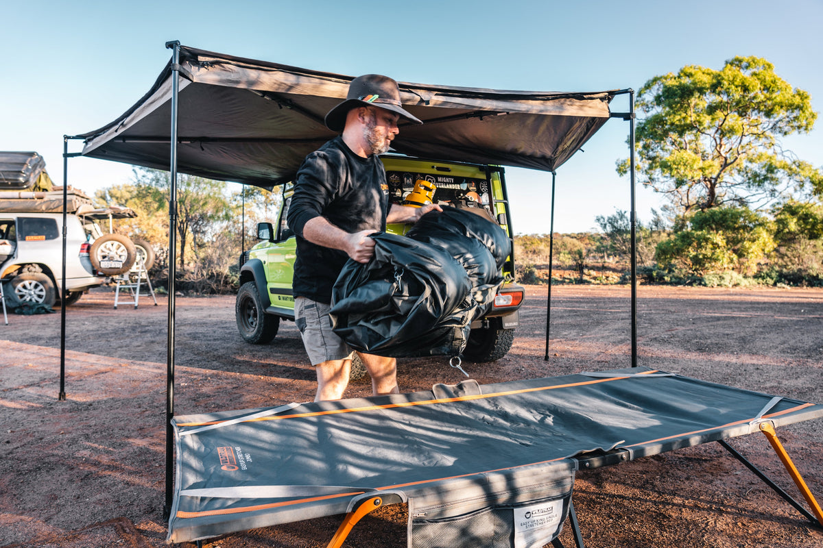Wildtrak Jumbo Easy Up Stretcher Bed, 218 x 90 x 42cm - view 12