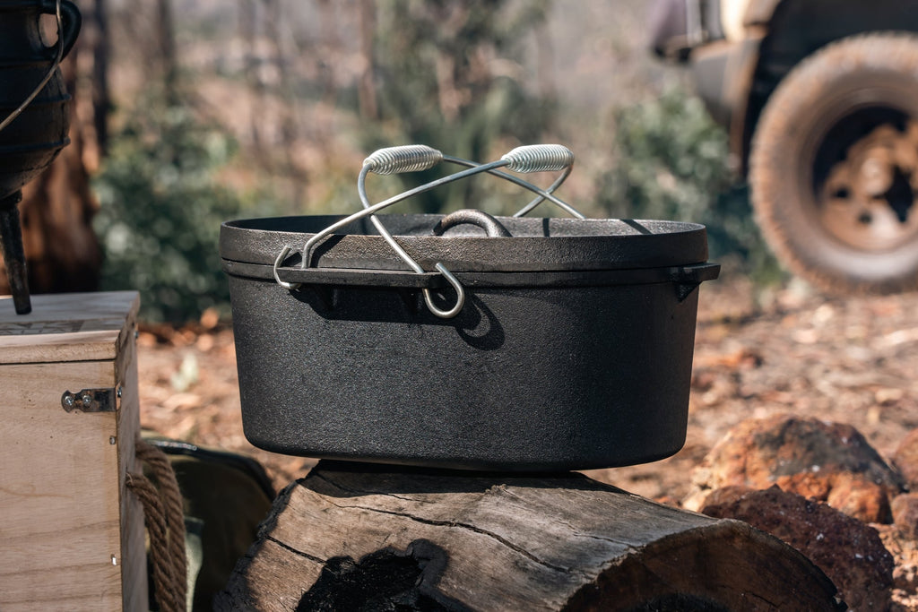 Wildtrak 9.5 Quart Cast-Iron Pre-Seasoned Oval Camp Oven with Lip and Handle - view 12