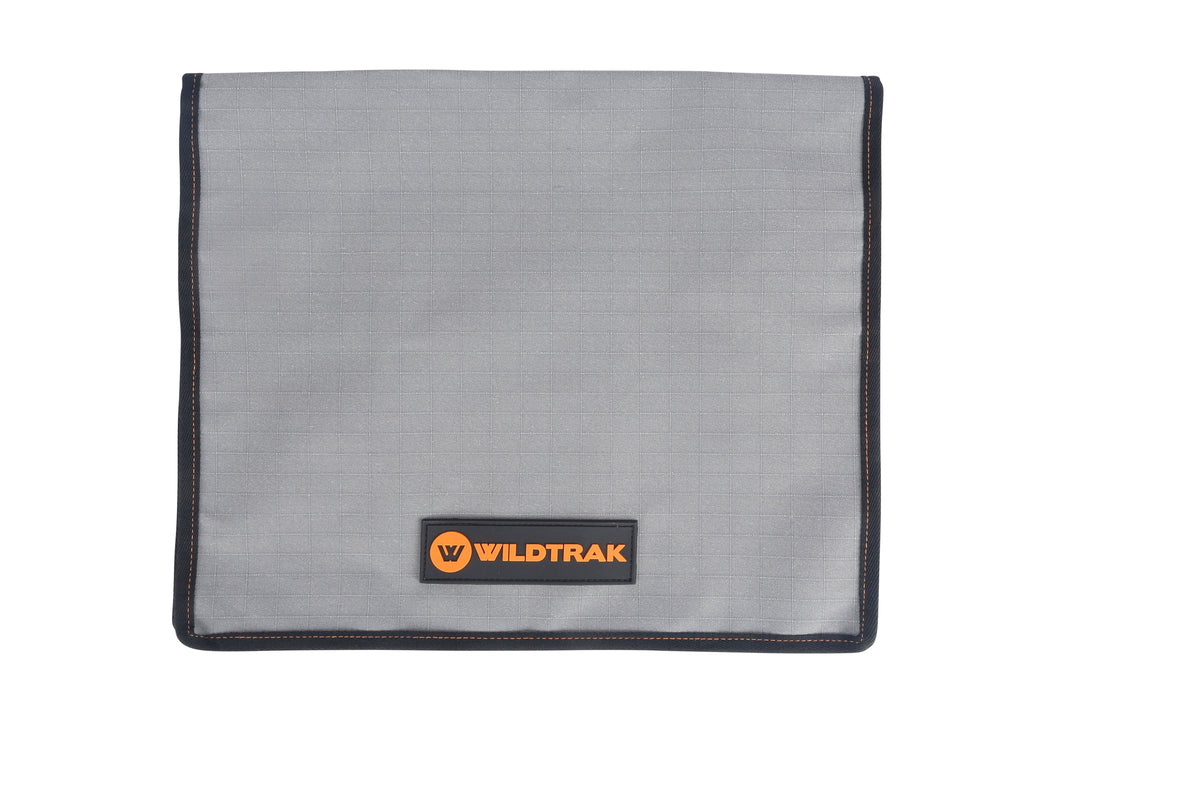 Wildtrak 6 Compartment 400gsm Ripstop Canvas Knife Wrap 45x42cm - view 14